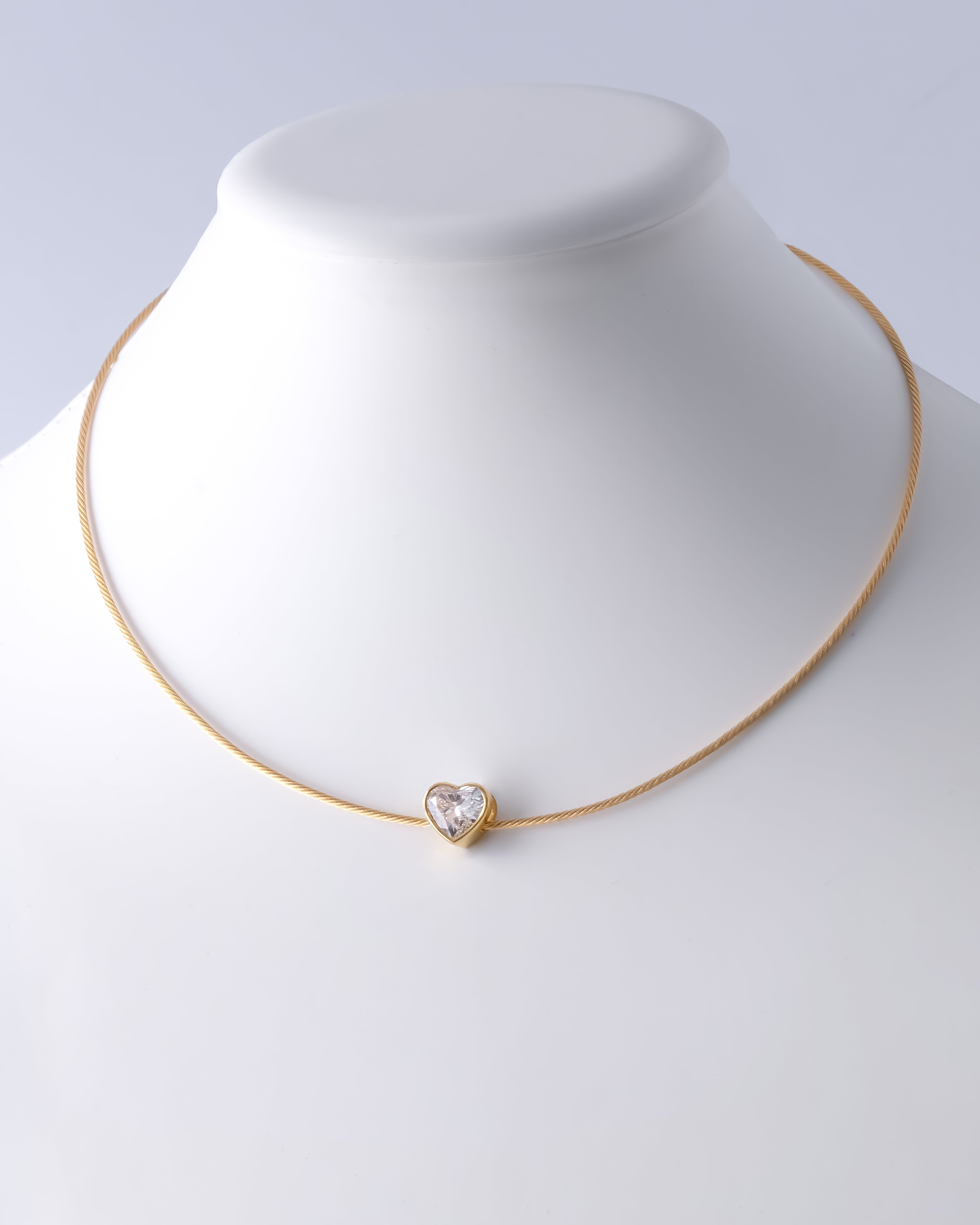 Solis Avoir Bezel Heart Pendant