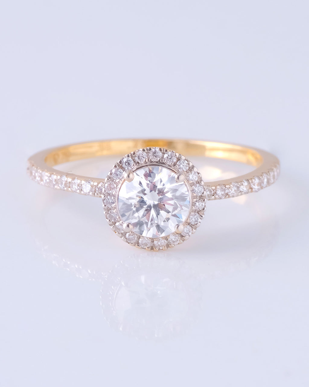 Chiara - Round Halo with Pavé Band Setting