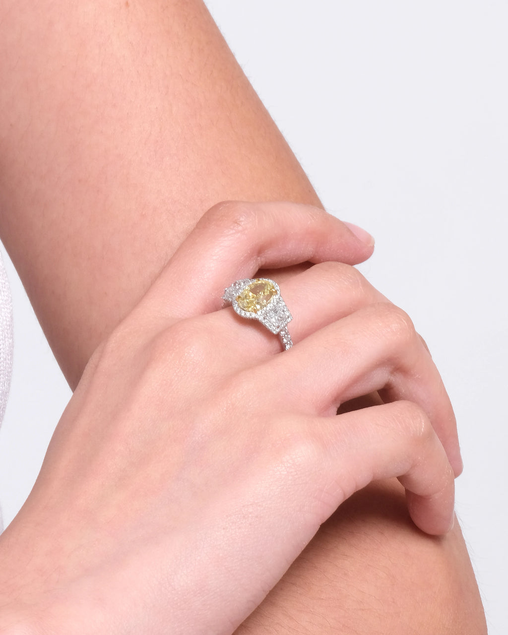 Miravora Yellow Lab-Grown Diamond Ring (3.33 ct tw.)