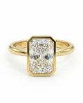 Alisson – Emerald Bezel Solitaire