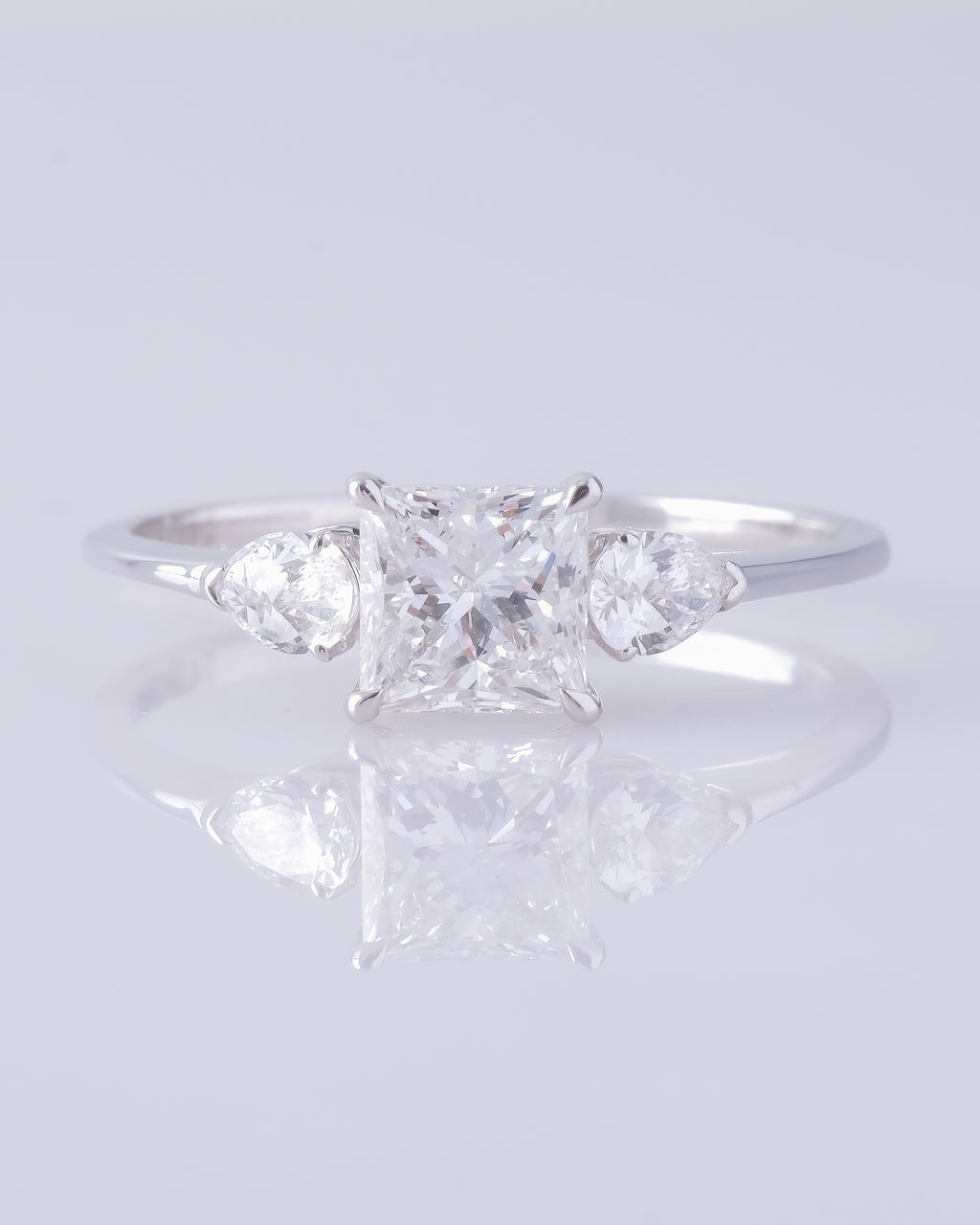 Amara Ring