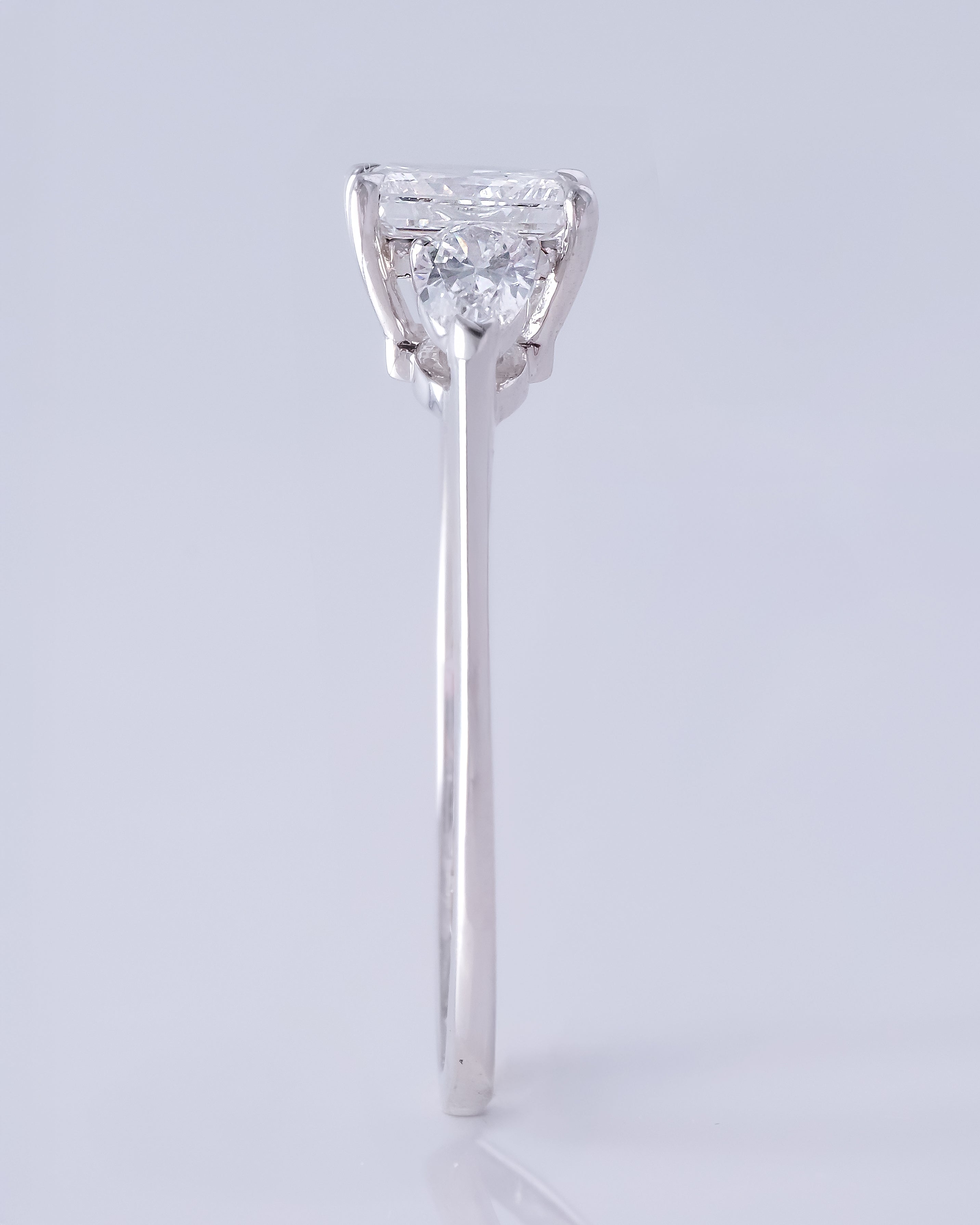 Amara Ring