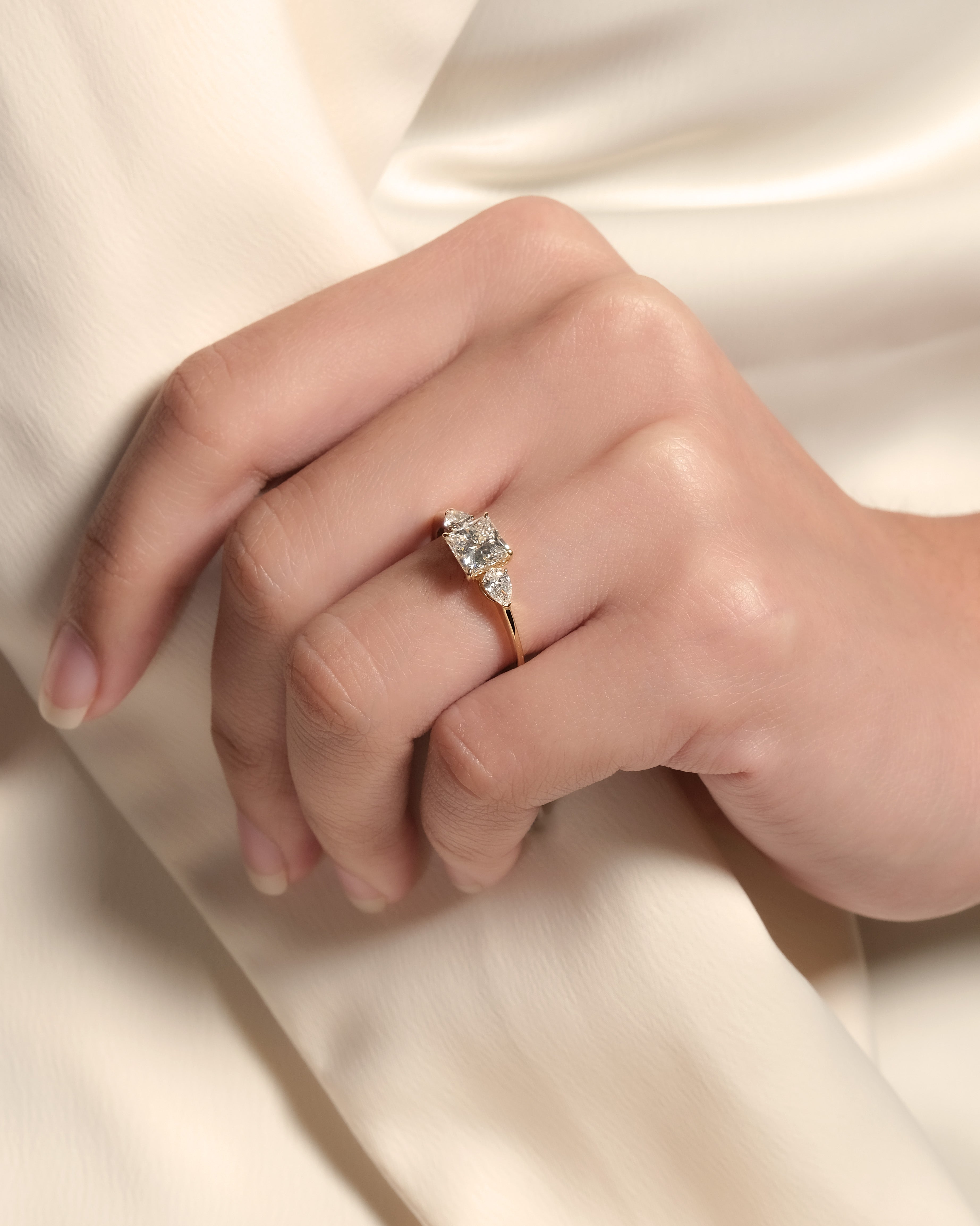 Amara Ring
