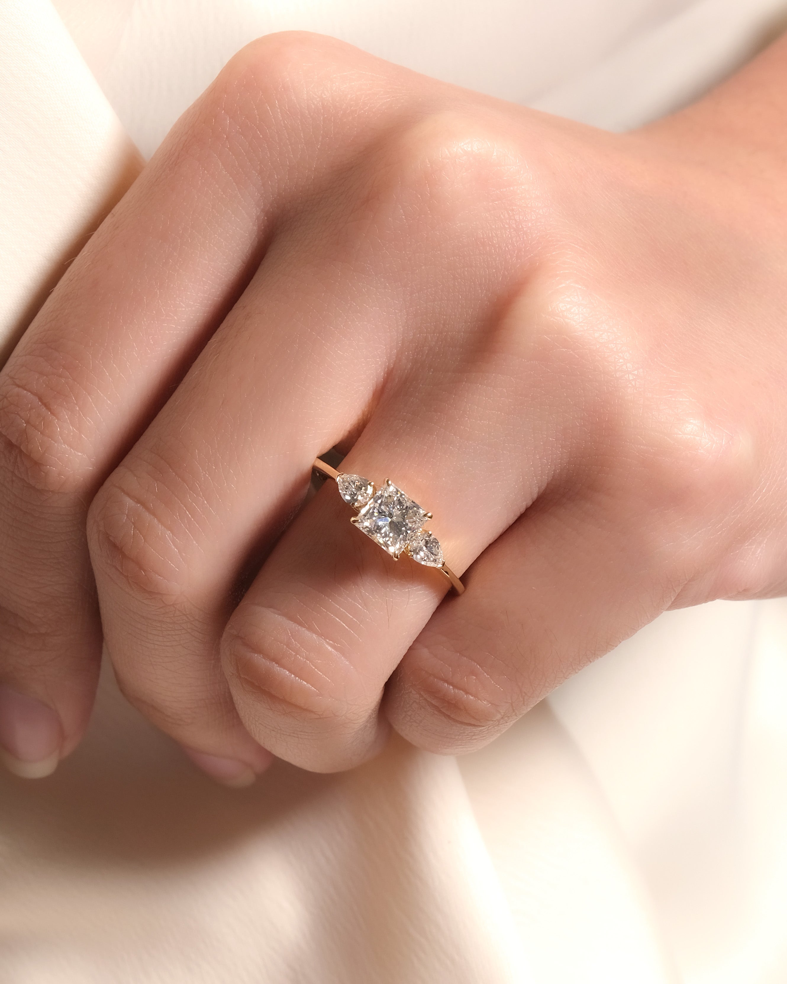Amara Ring