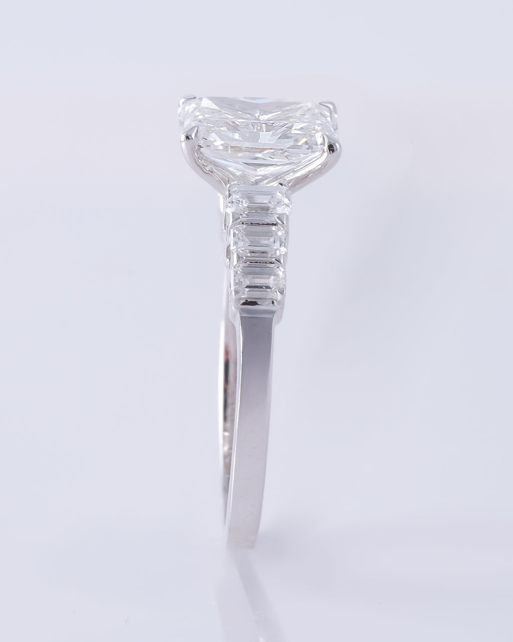 Arya Ring