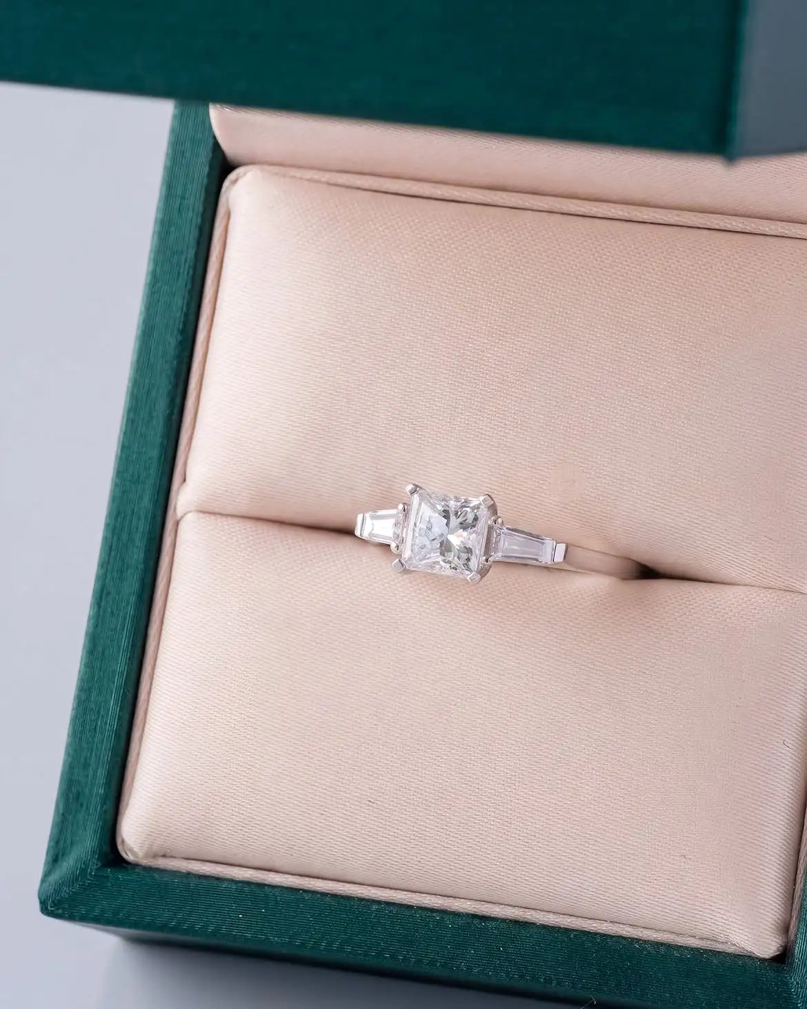 Love & Diamonds Virtual Engagement Ring Appointment