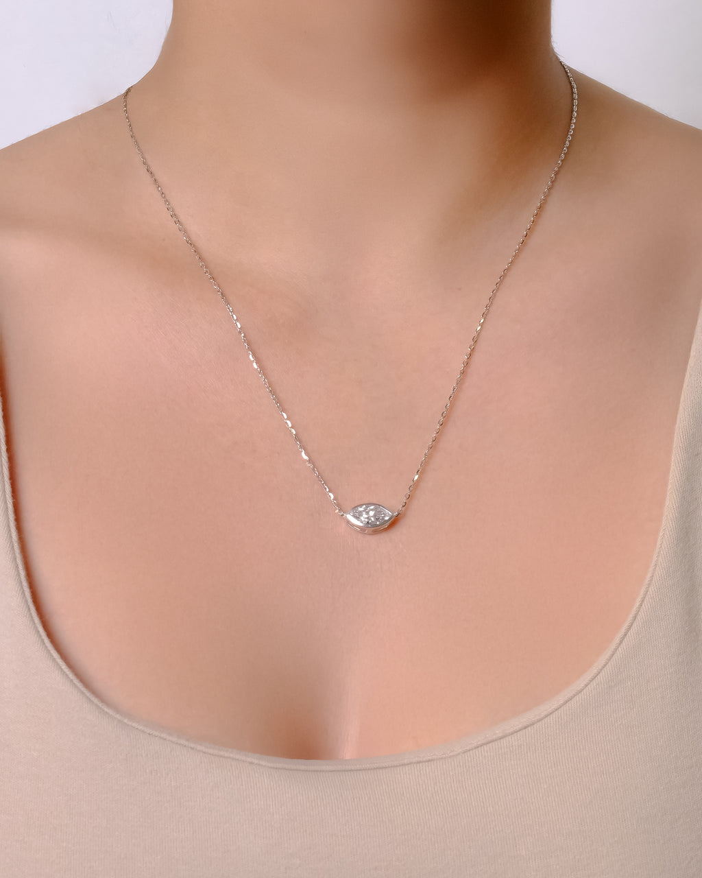 Lune Necklace