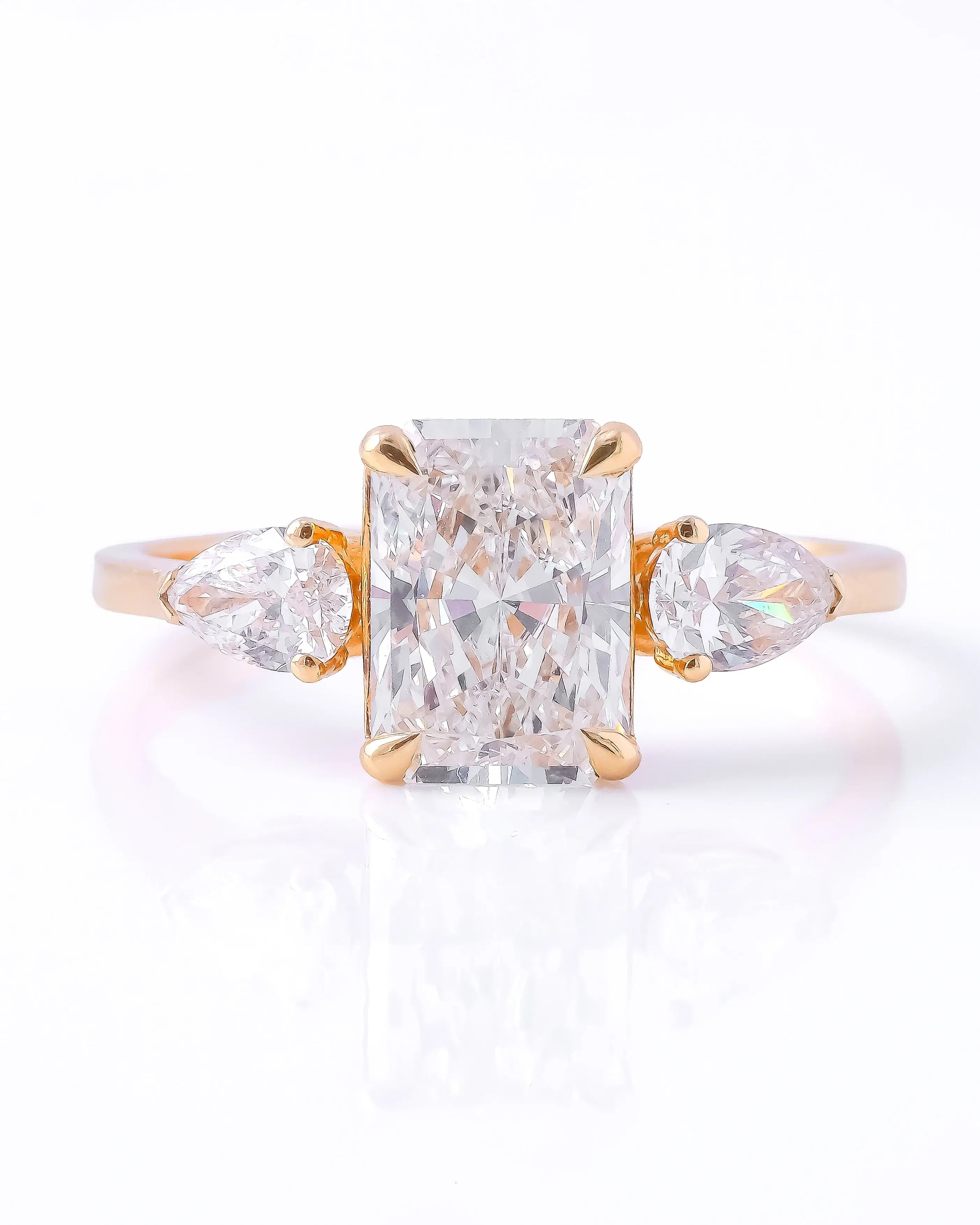 Sansa Ring