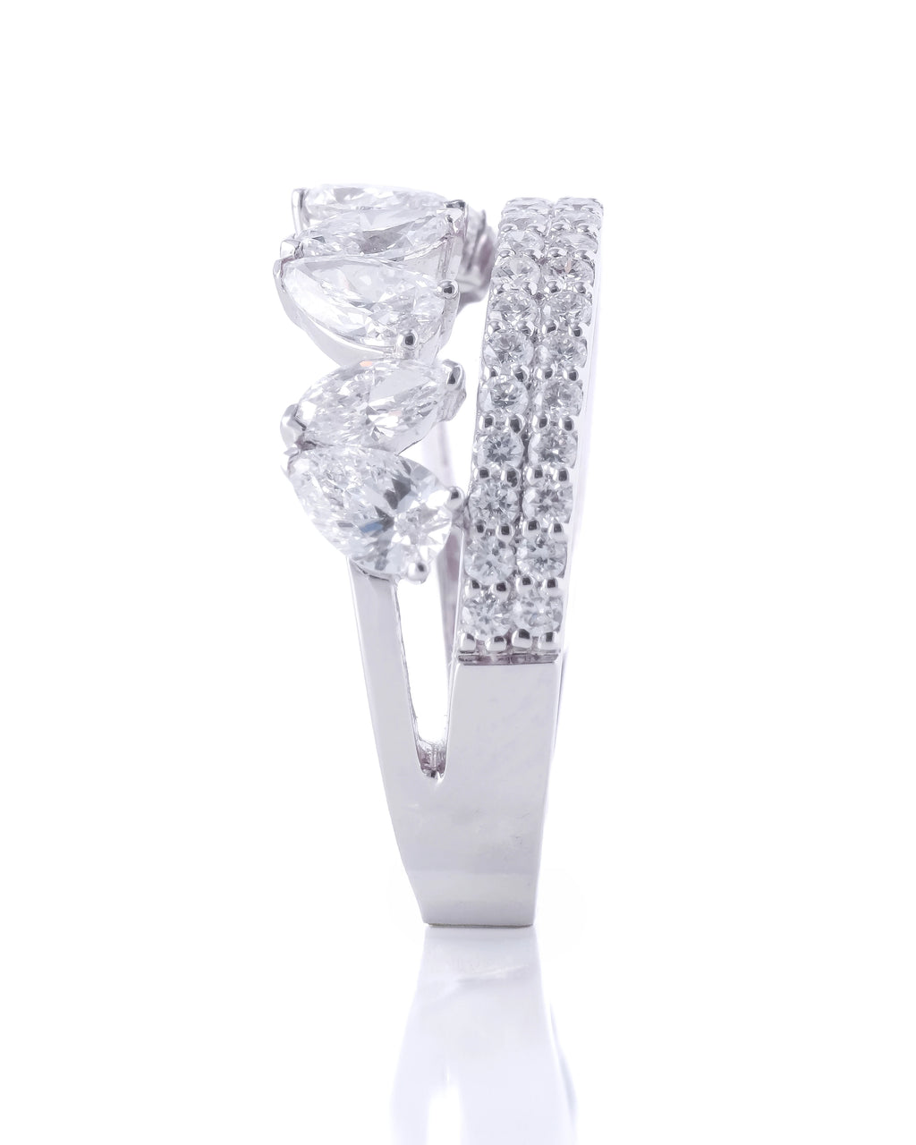 Genovia Ring