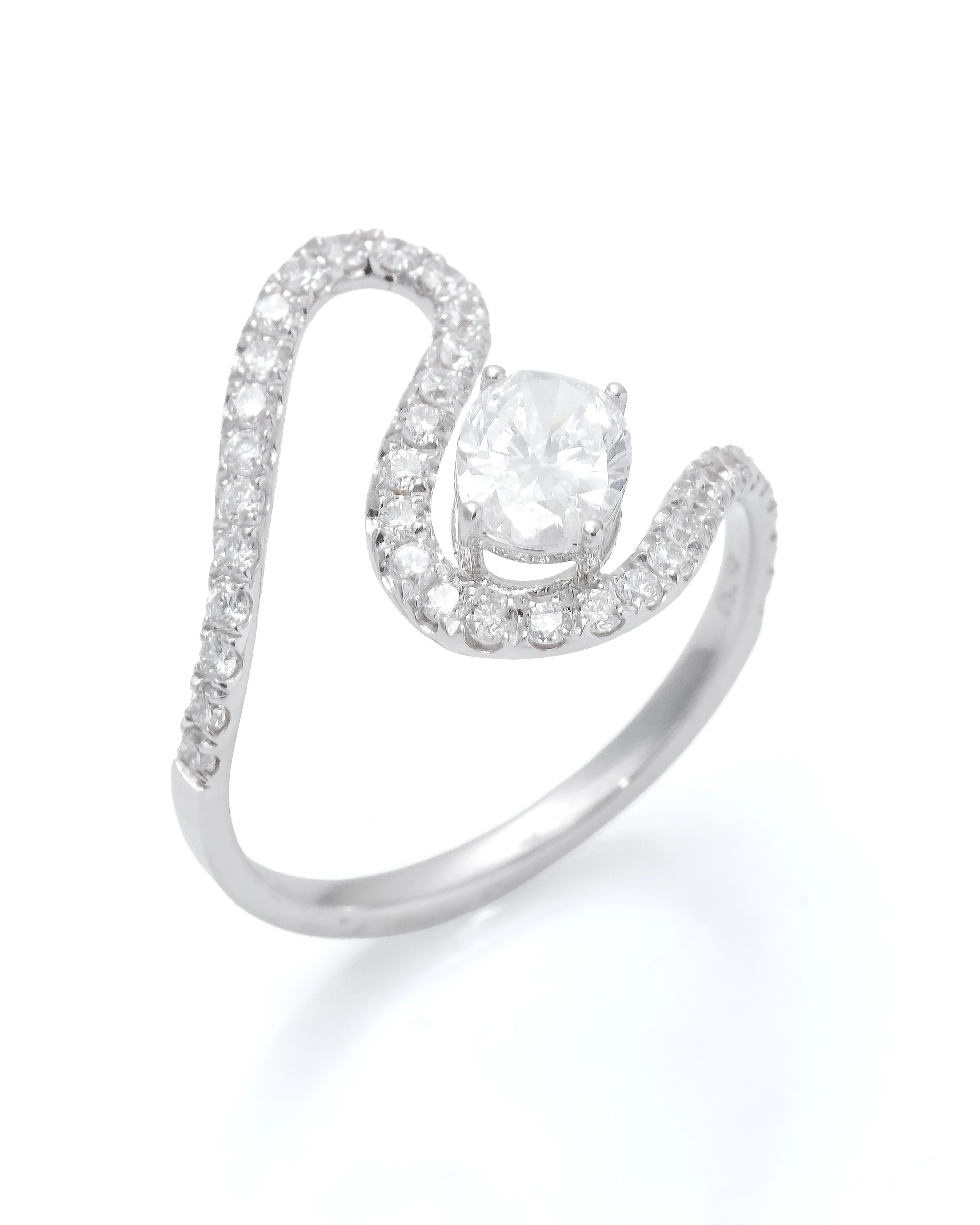 Harlow Ring
