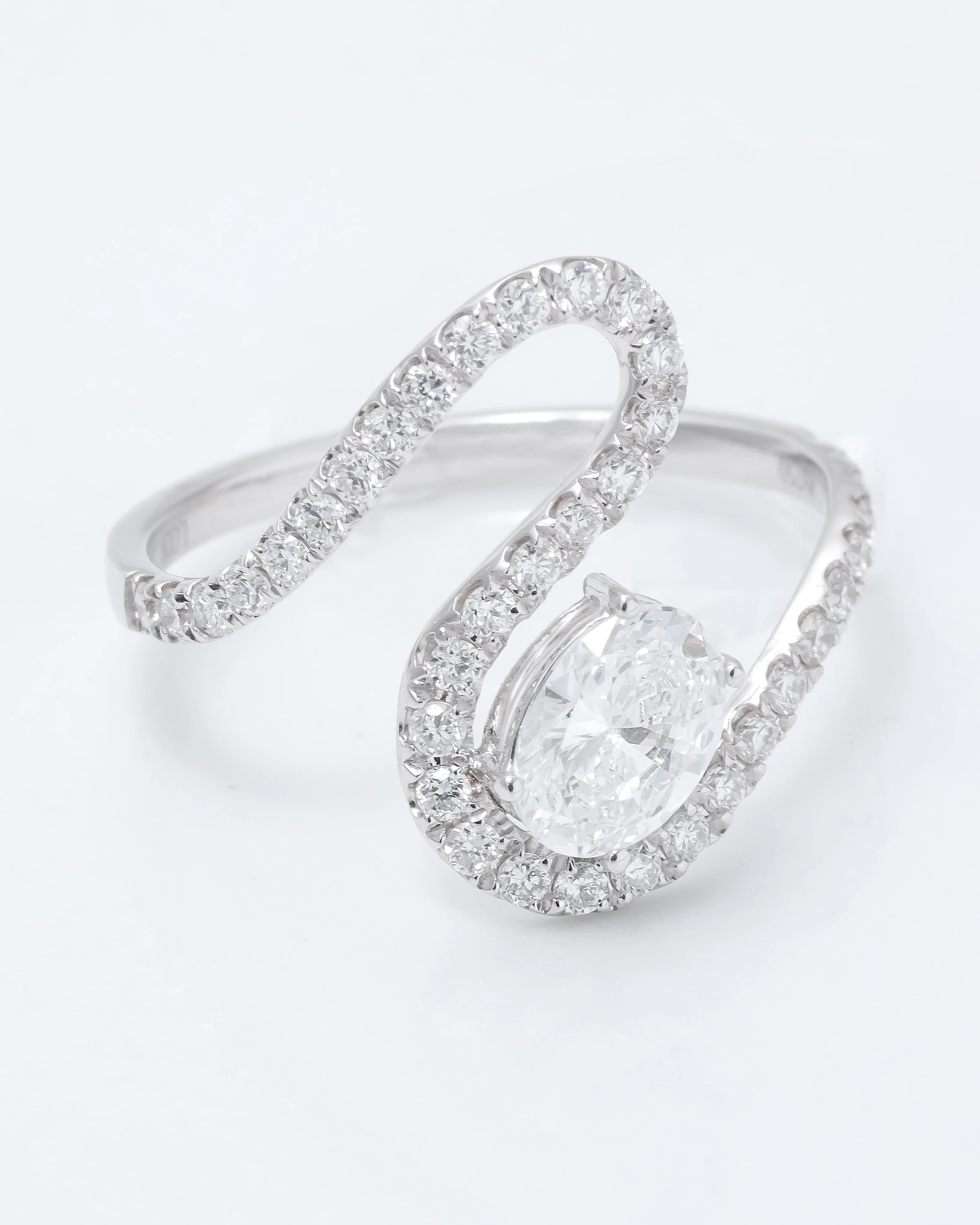 Harlow Ring
